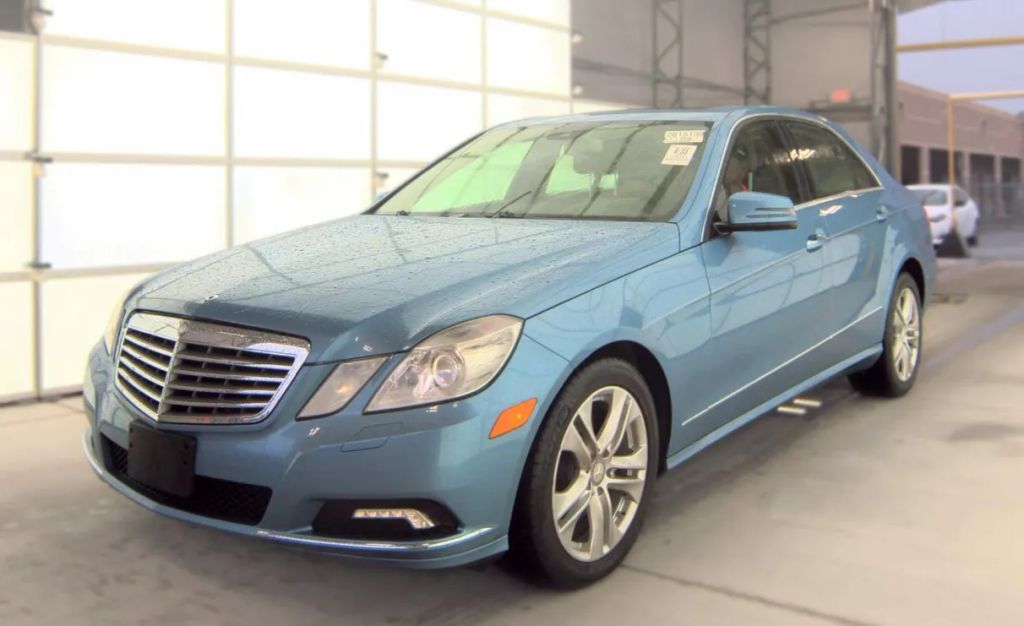 2010 MERCEDES-BENZ E-Class