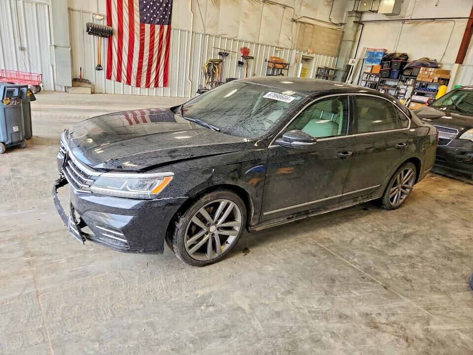 2016 VOLKSWAGEN Passat