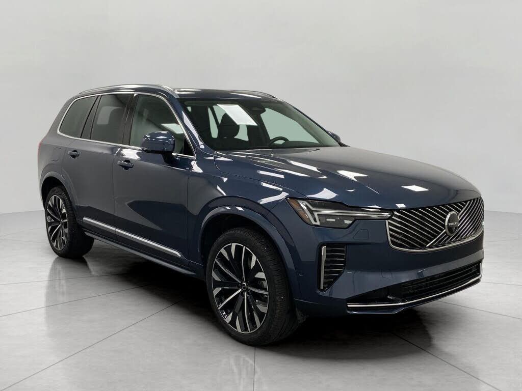 2026 VOLVO XC90