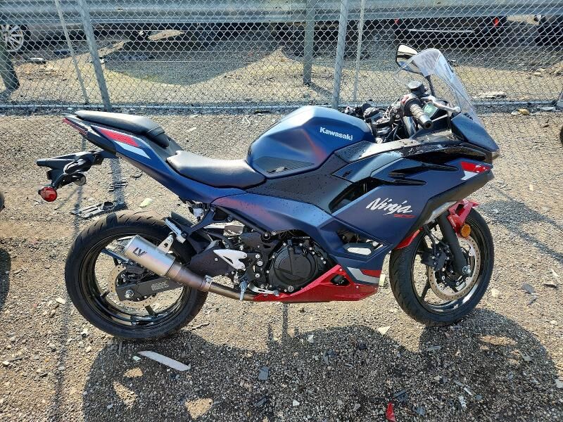 2026 KAWASAKI Ninja