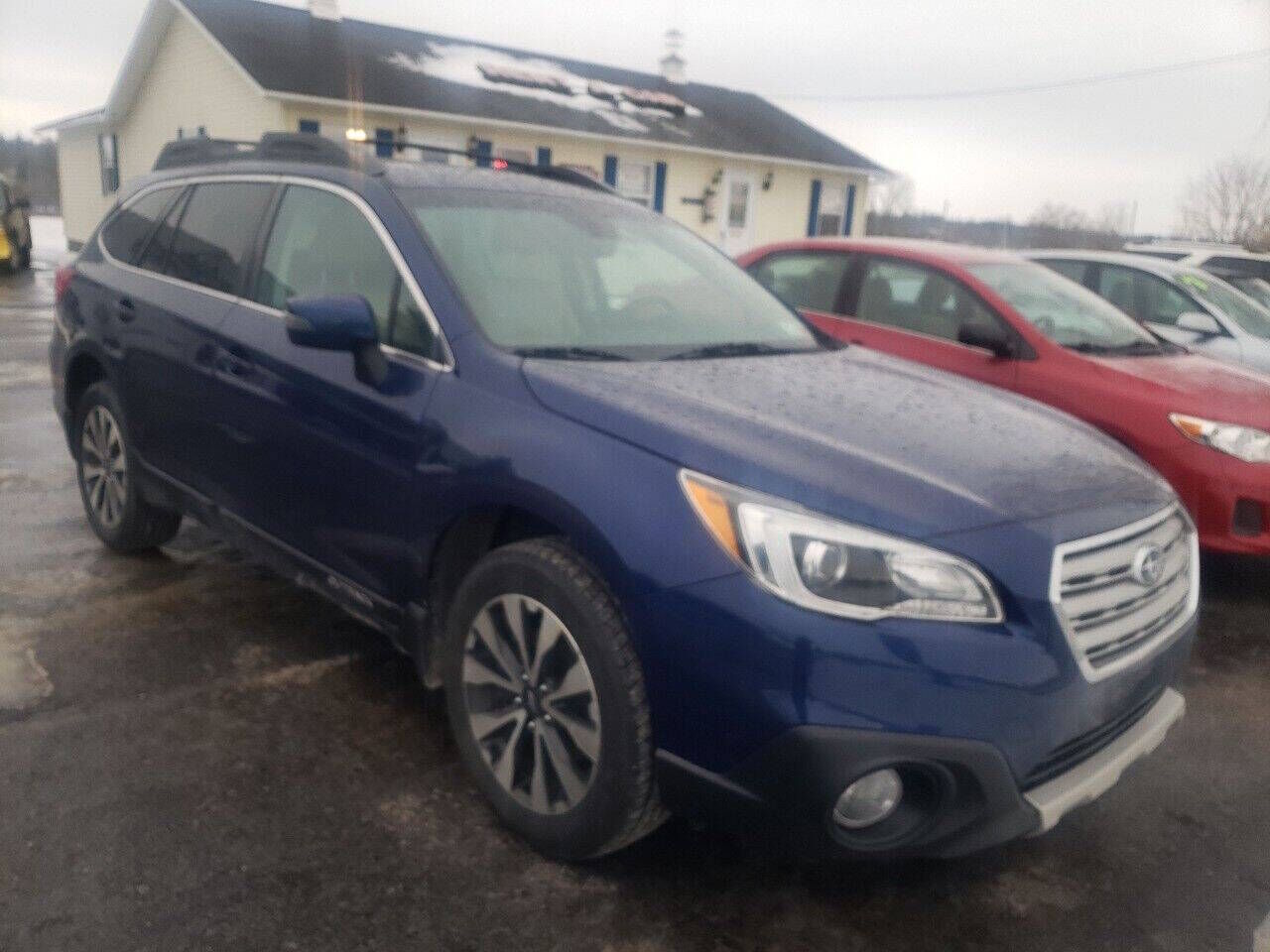 2017 SUBARU Outback