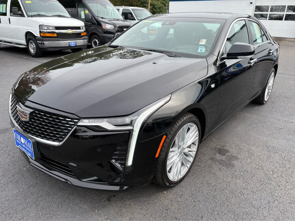 2025 CADILLAC CT4