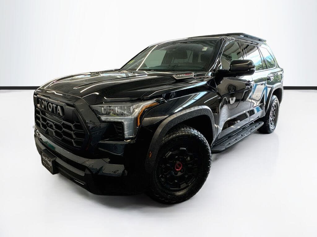 2025 TOYOTA Sequoia