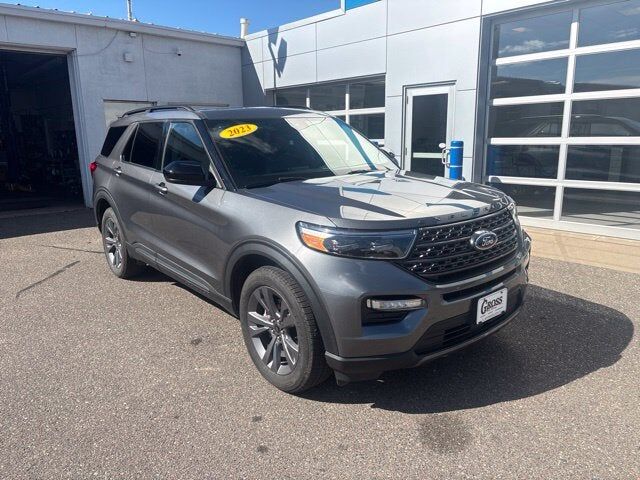 2023 FORD Explorer