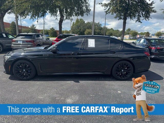 2022 BMW 750i