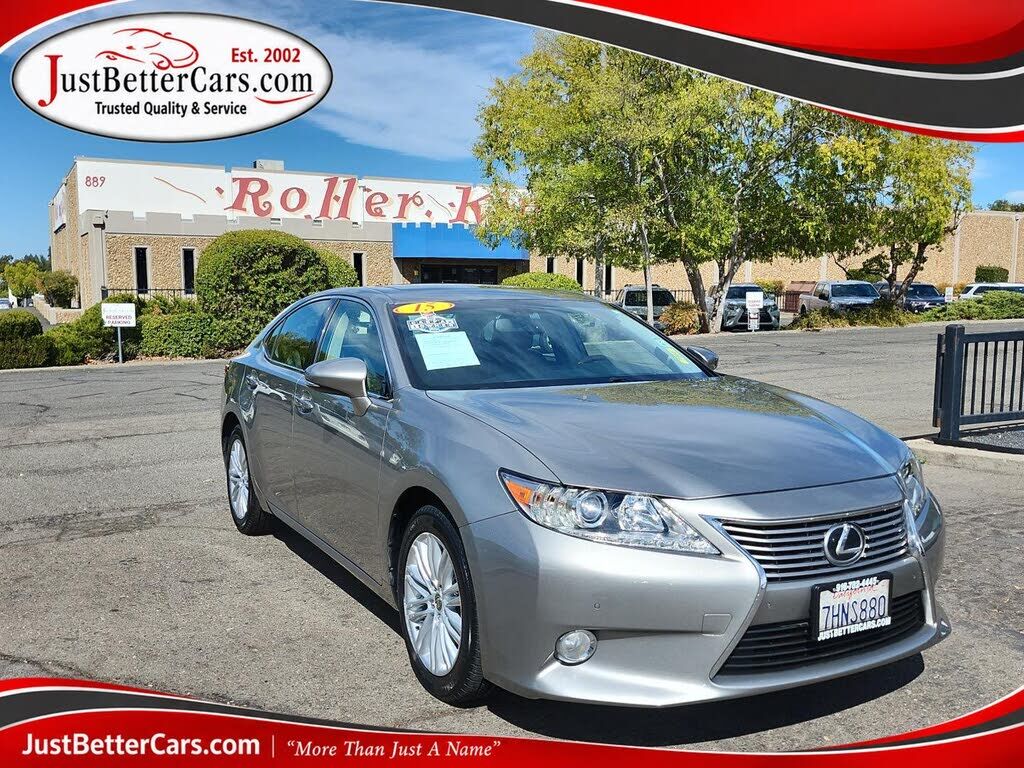 2015 LEXUS ES