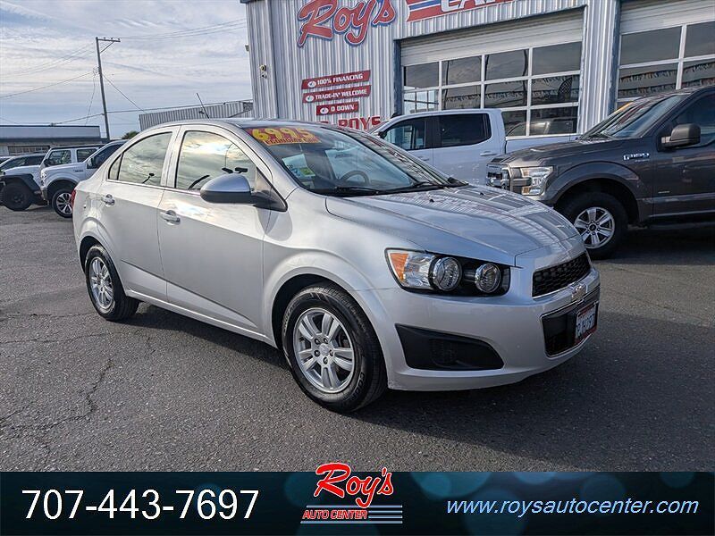 2015 CHEVROLET Sonic