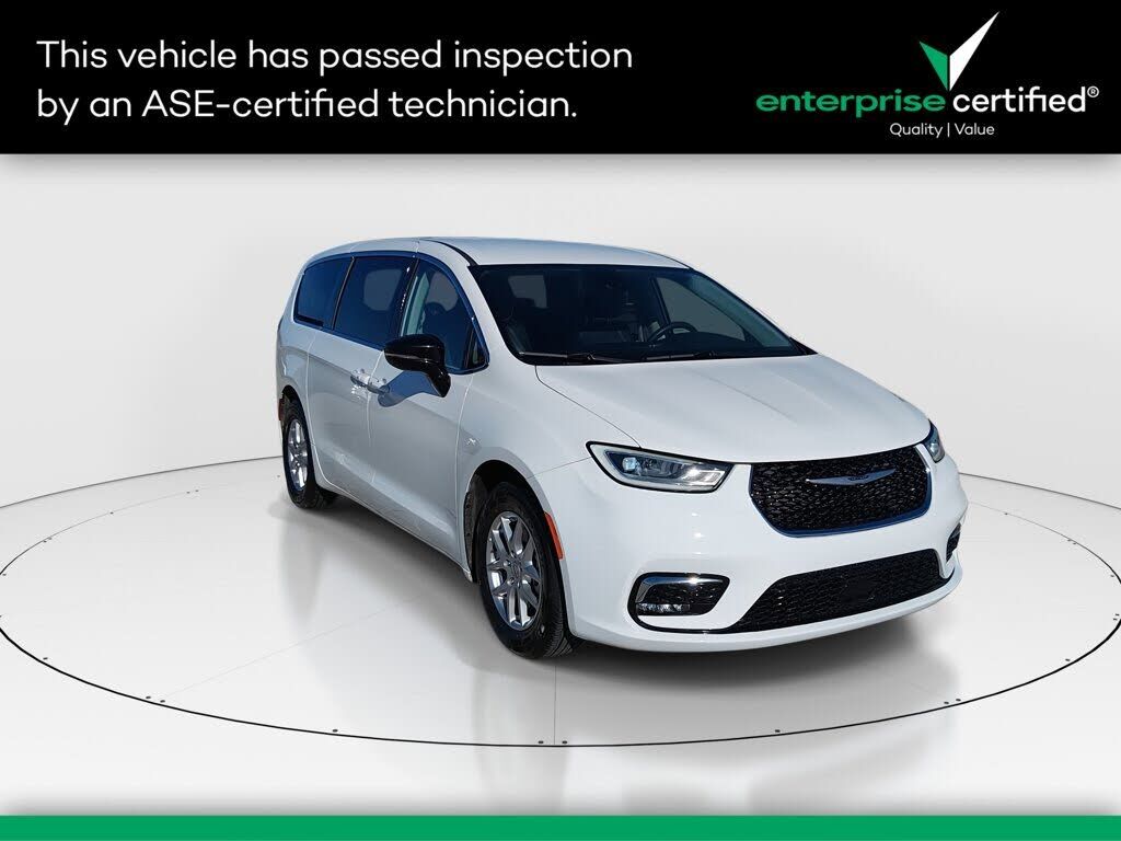 2024 CHRYSLER Pacifica