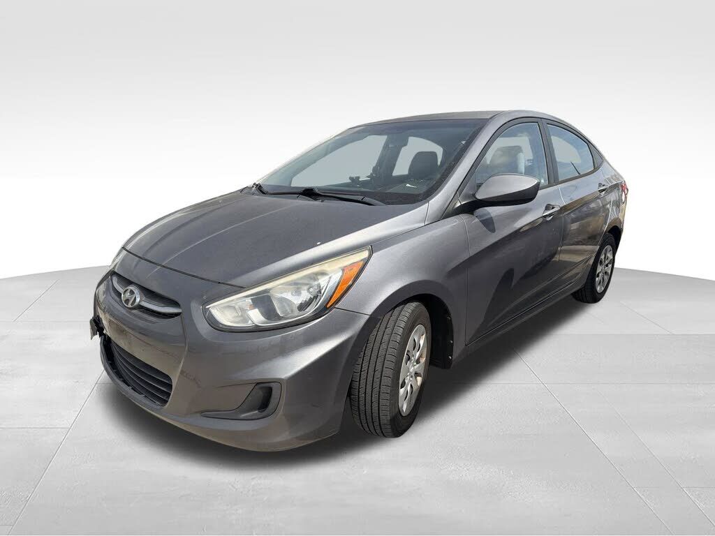 2015 HYUNDAI Accent