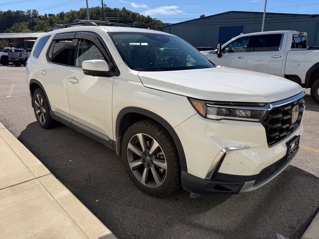 2025 HONDA Pilot