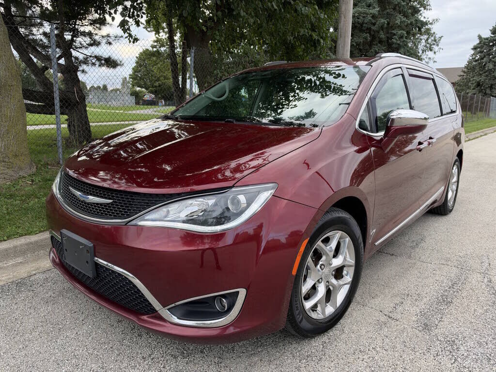 2019 CHRYSLER Pacifica