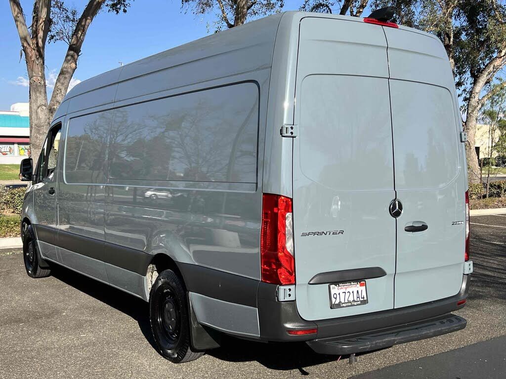 2024 Mercedes-Benz Sprinter