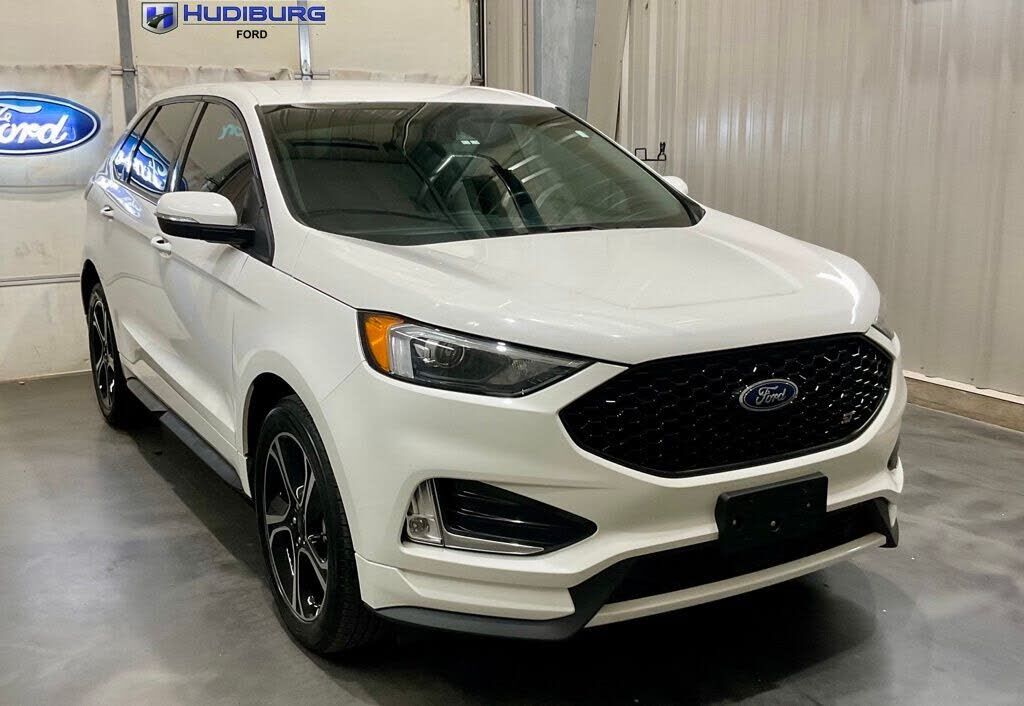 2023 FORD Edge