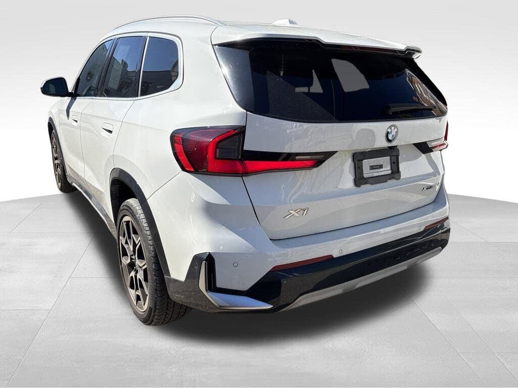 2023 BMW X1
