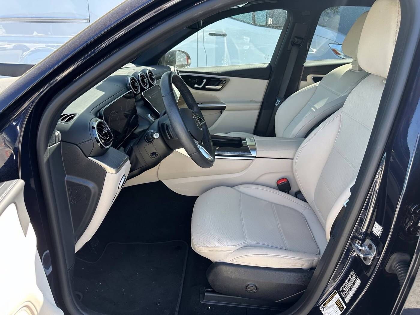 2024 Mercedes-Benz GLC-Class