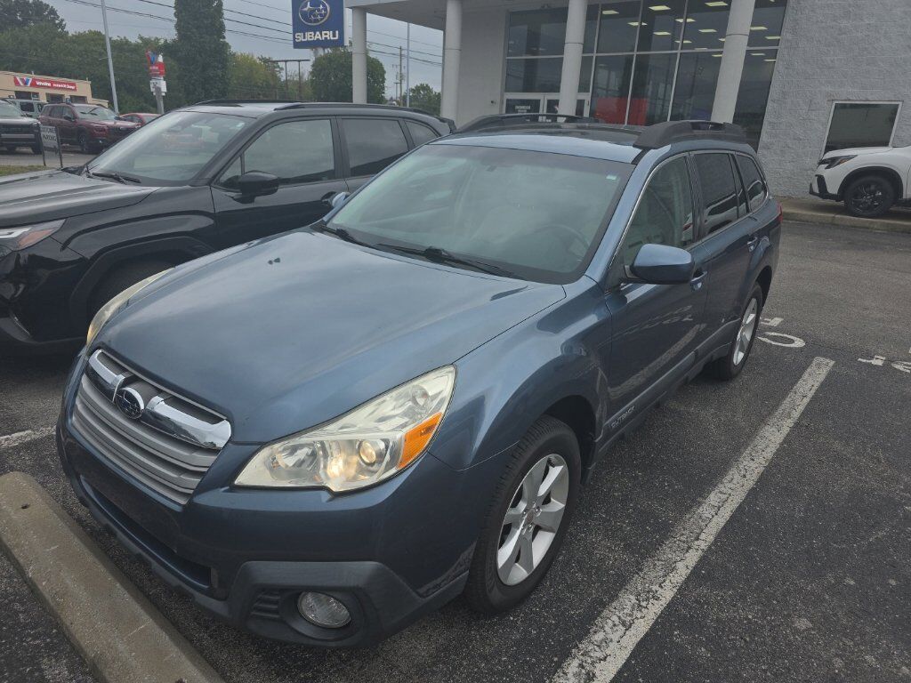 2014 SUBARU Outback