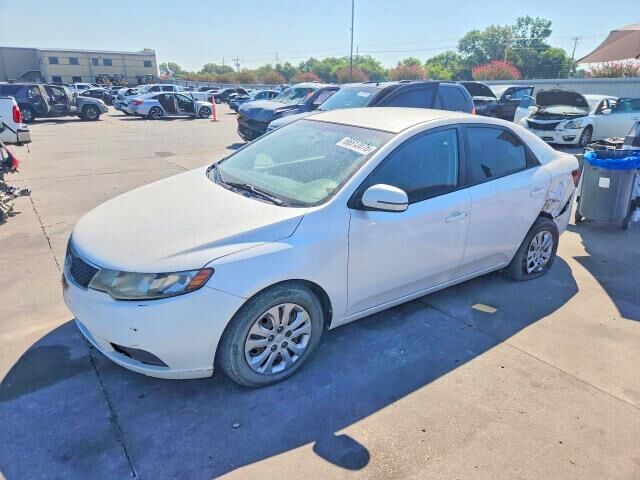 2013 KIA Forte