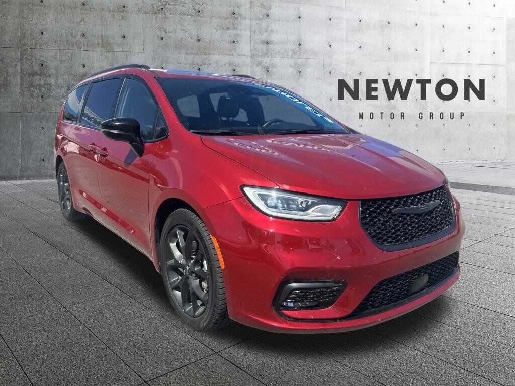 2025 CHRYSLER Pacifica
