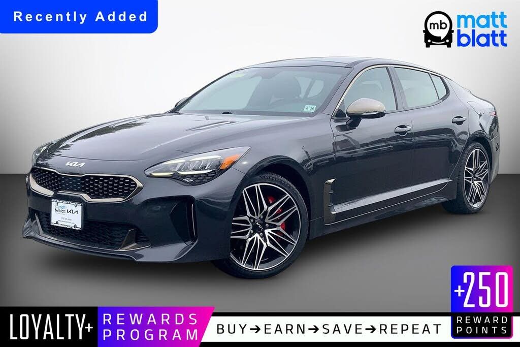 2022 KIA Stinger