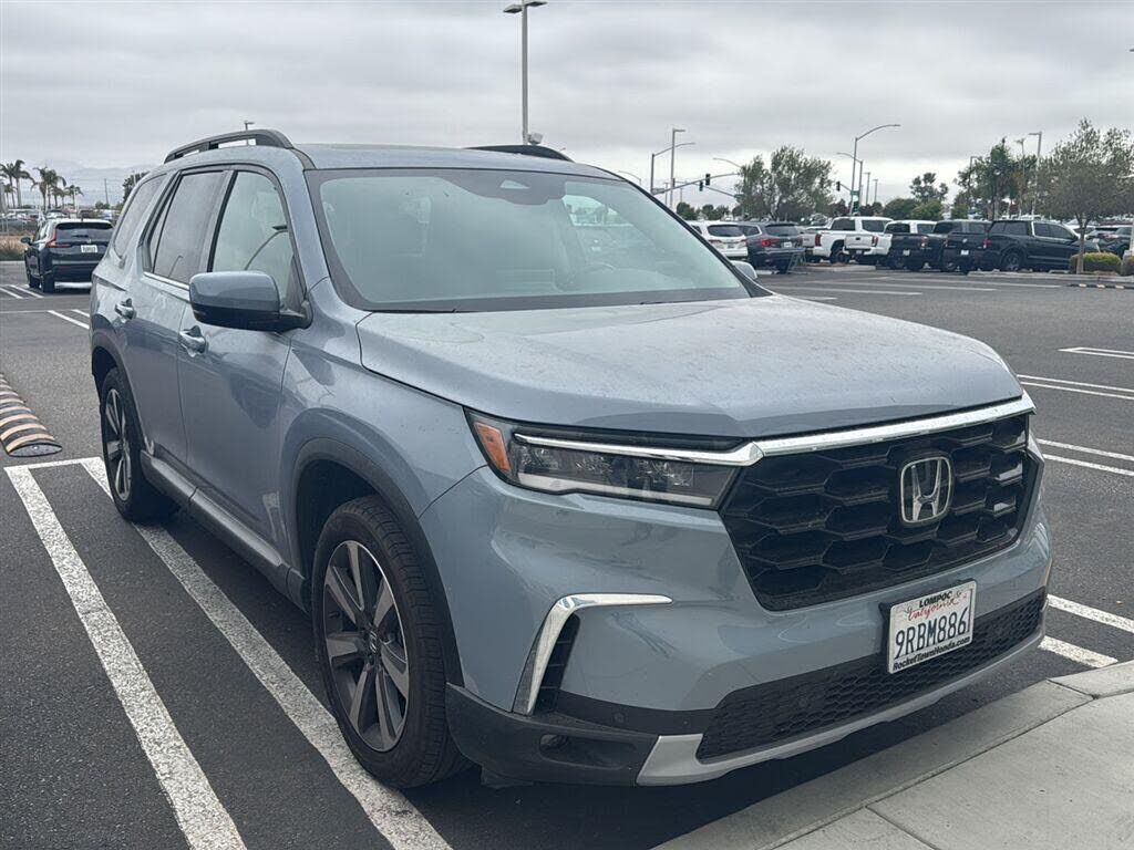 2025 HONDA Pilot