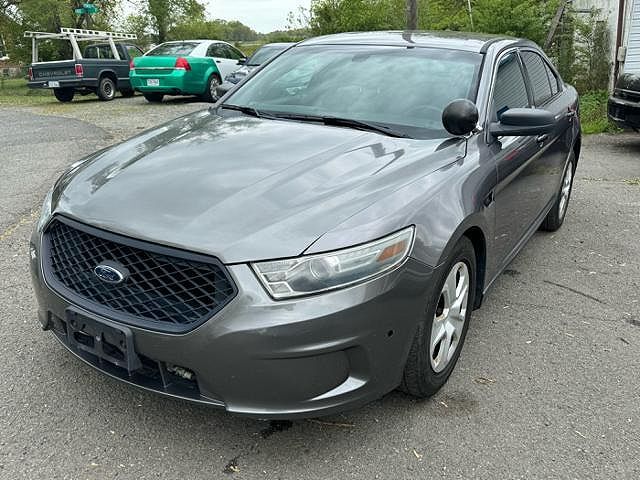 2013 FORD Taurus