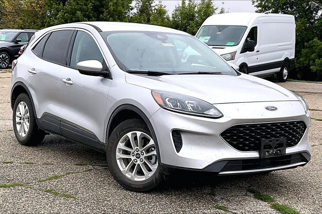 2020 FORD Escape