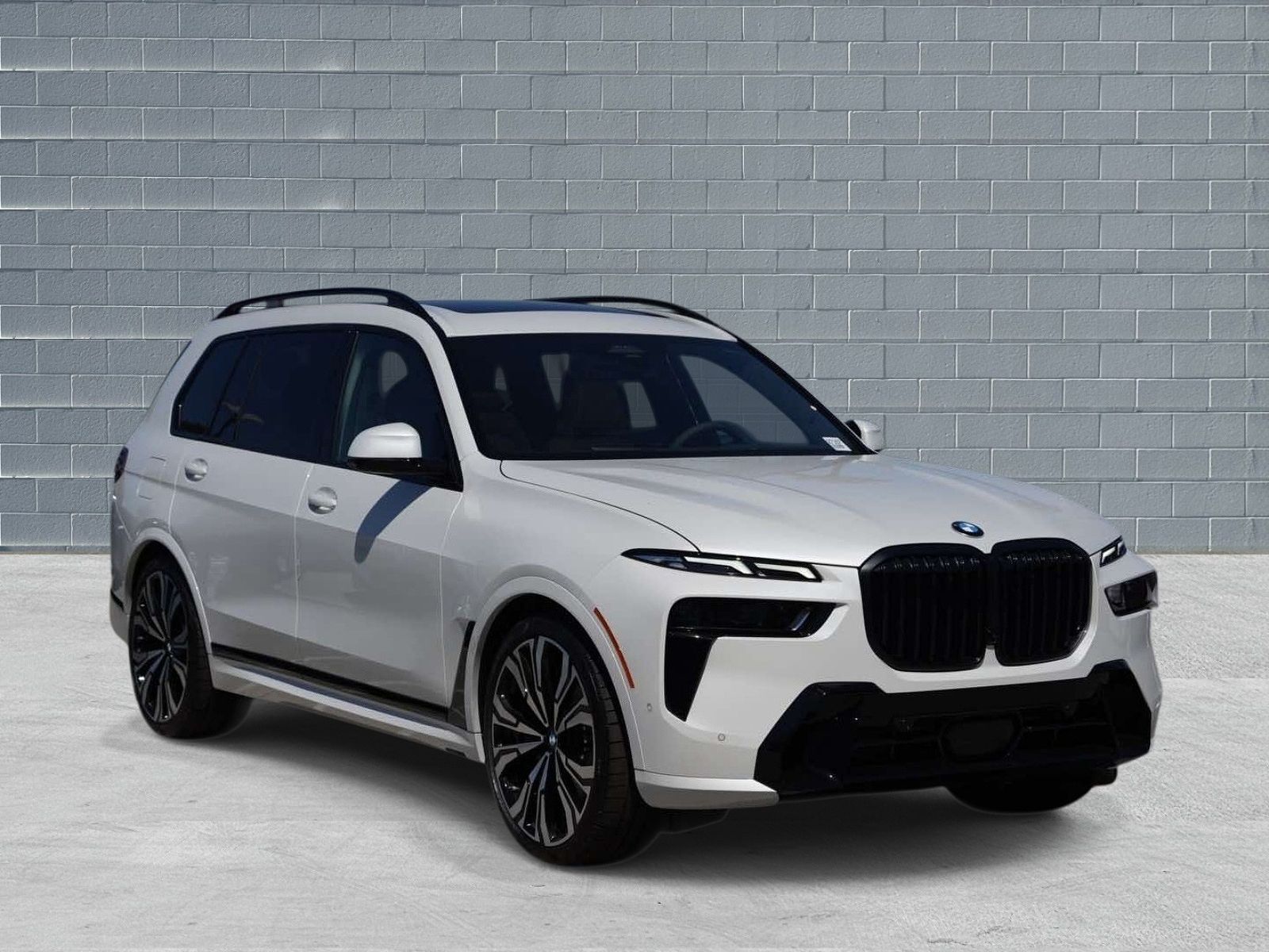 2027 BMW X7
