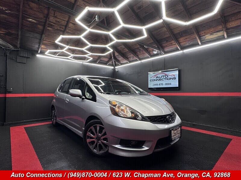 2012 HONDA Fit