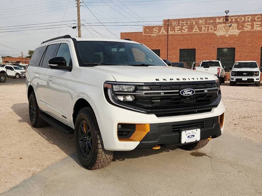 2027 FORD Expedition