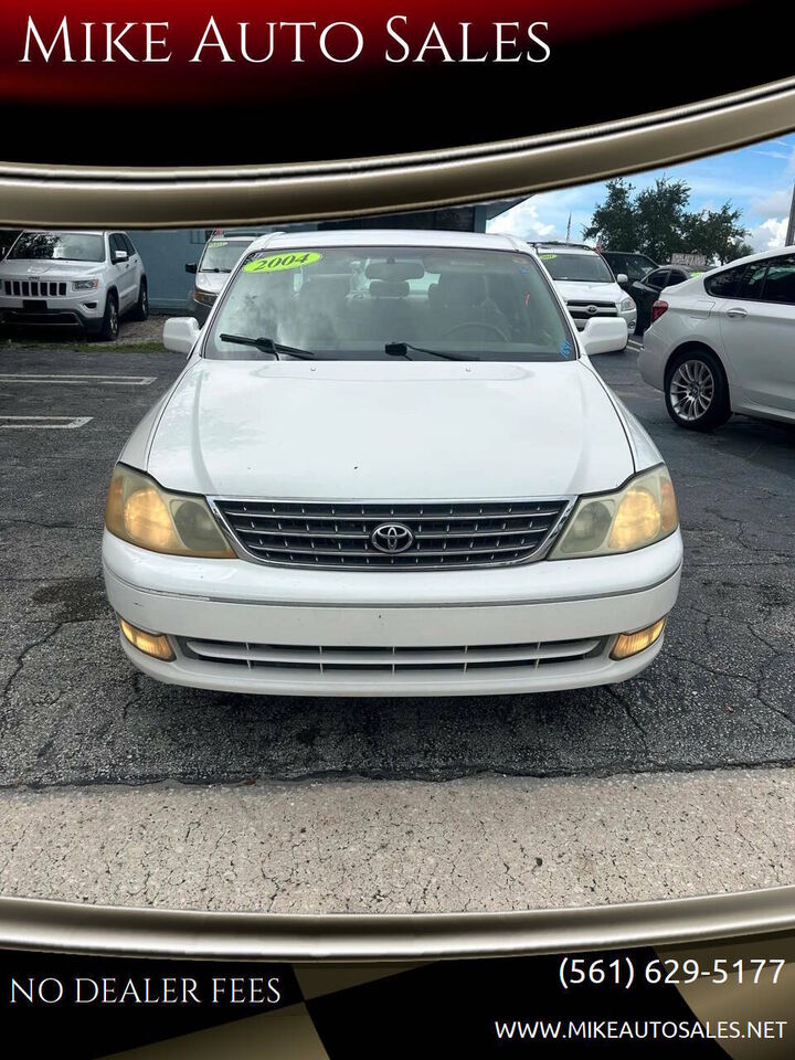 2004 TOYOTA Avalon