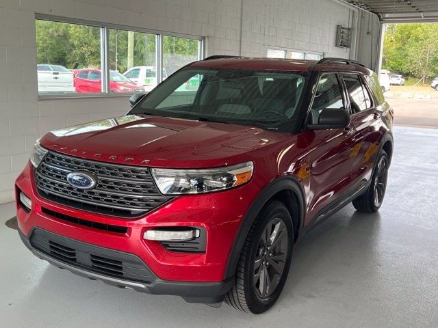 2021 FORD Explorer