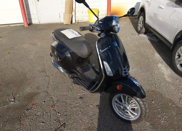 2023 VESPA Primavera / Sprint 50
