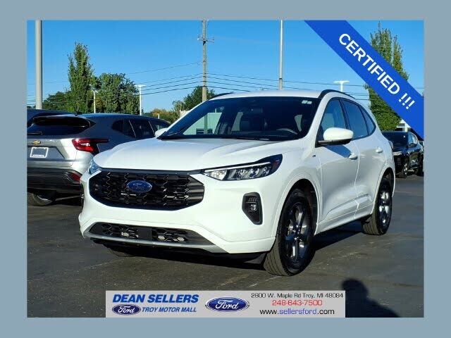 2023 FORD Escape