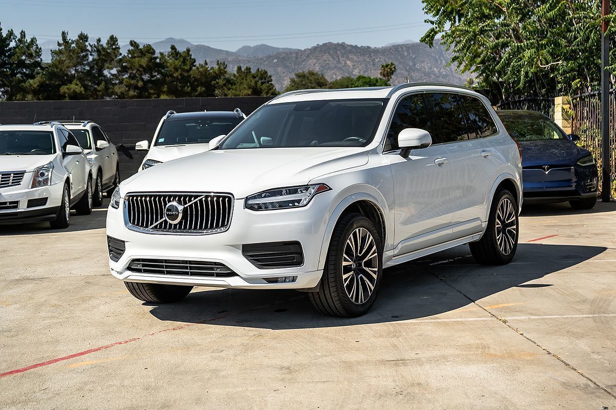 2020 VOLVO XC90