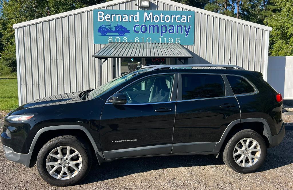 2017 JEEP Cherokee