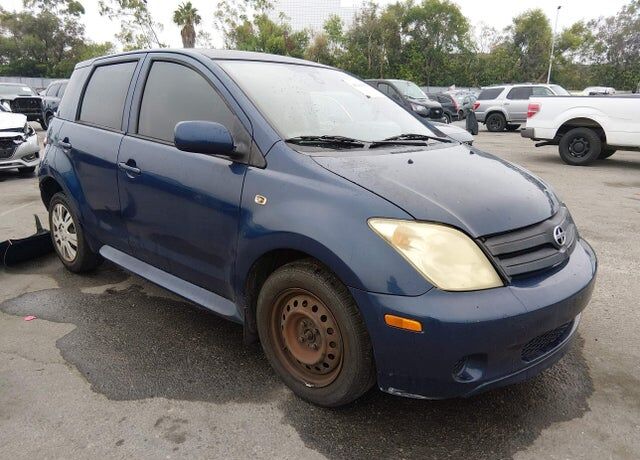 2004 TOYOTA SCION
