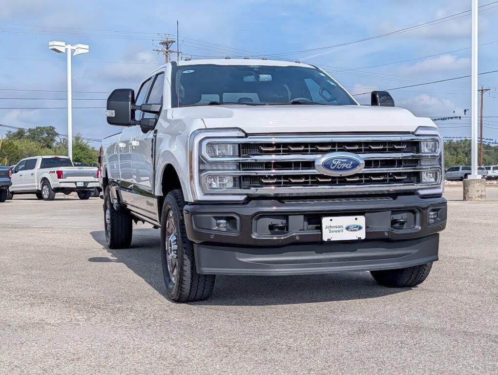 2025 FORD F-350
