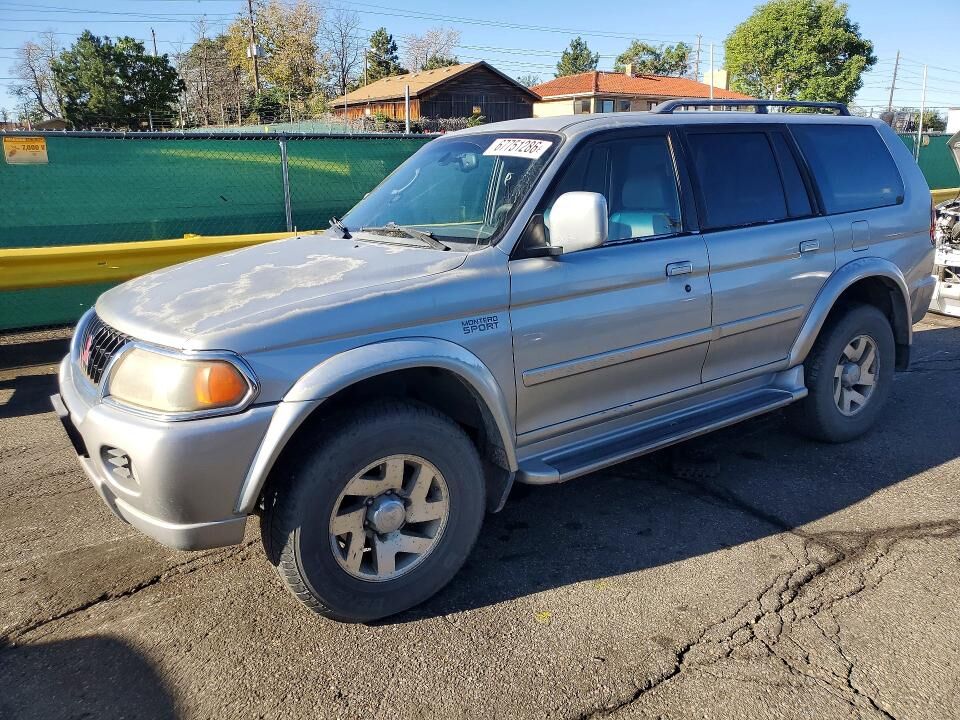 2001 MITSUBISHI Montero Sport