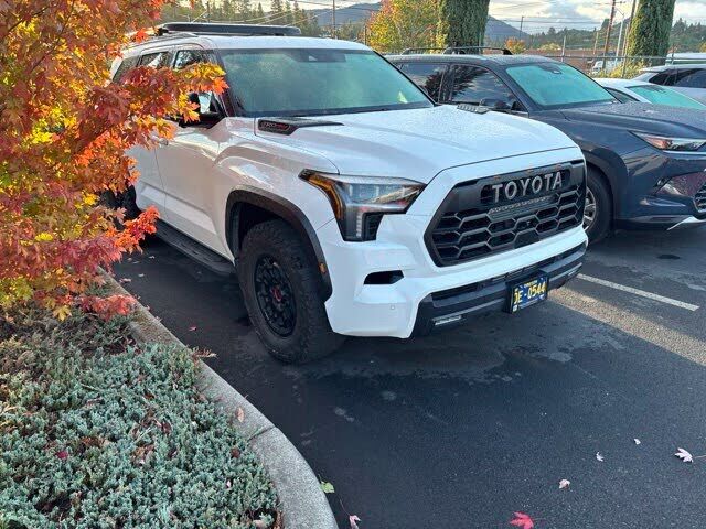 2023 TOYOTA Sequoia