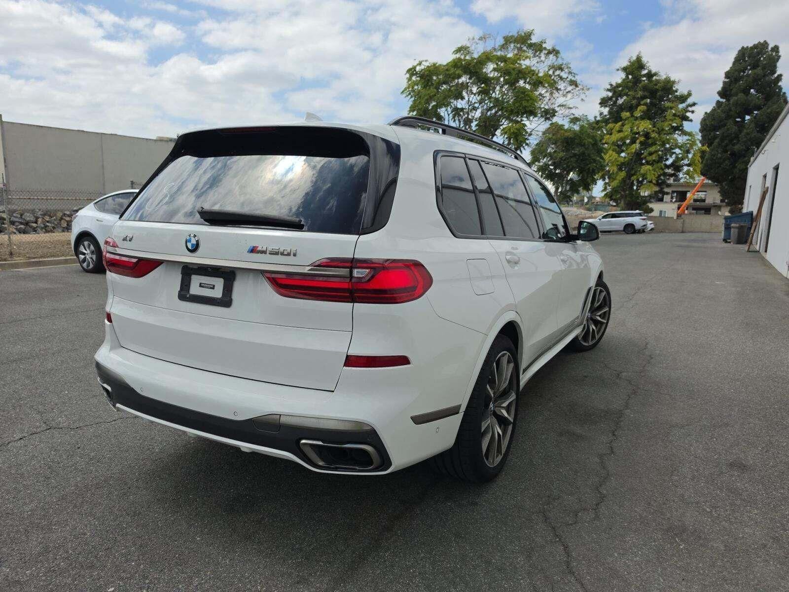 2020 BMW X7