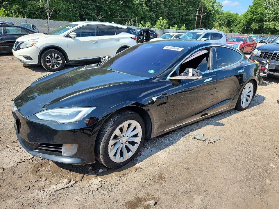 2016 TESLA Model S