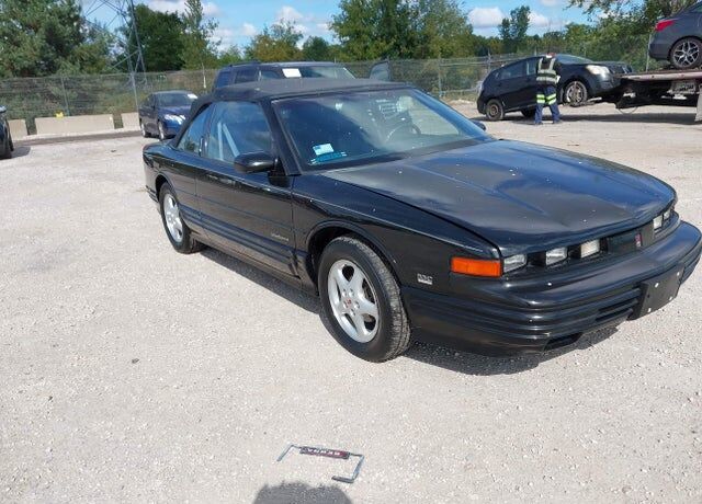 1994 OLDSMOBILE Cutlass Supreme