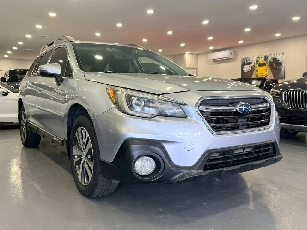 2018 SUBARU Outback