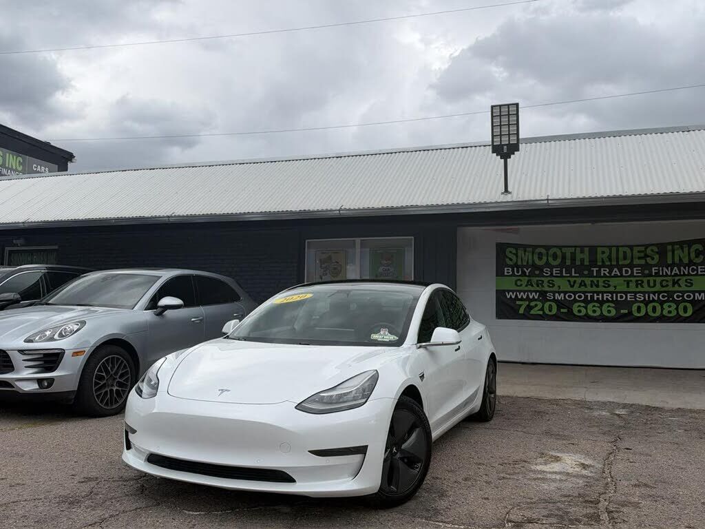 2020 TESLA Model 3