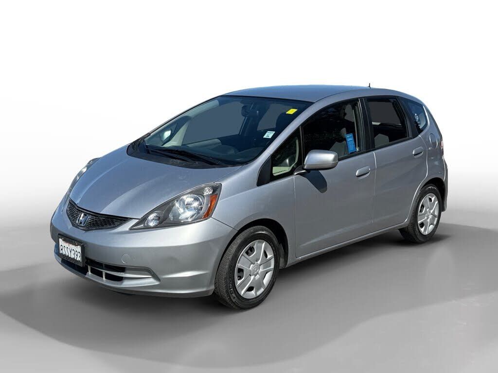 2013 HONDA Fit