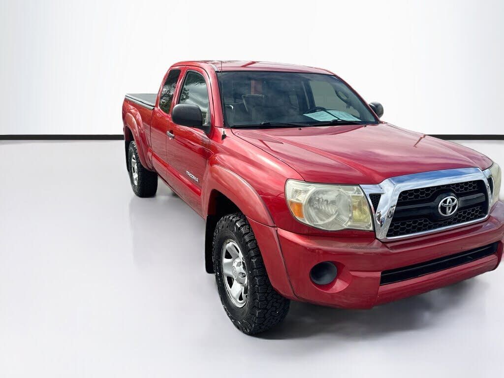 2011 TOYOTA Tacoma