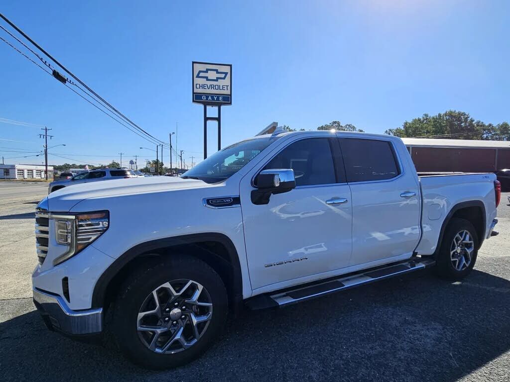 2023 GMC Sierra