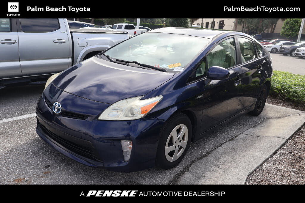 2015 TOYOTA PRIUS