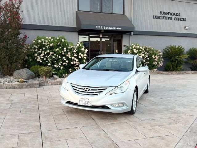 2013 HYUNDAI Sonata