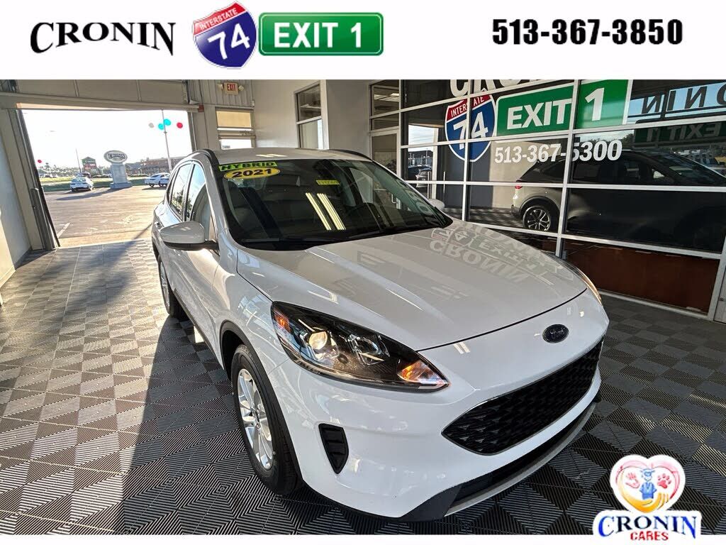 2021 FORD Escape